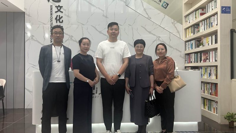 直播代运营，小团队如何选择性价比方案？**